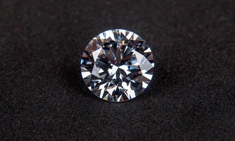 Polished diamonds prices fell 8.7% in 2014