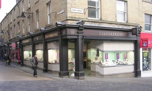 Three arrests after rooftop raid at Beaverbrooks in Huddersfield