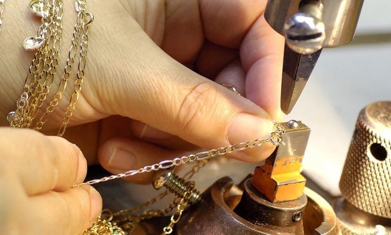 Goldsmiths’ Company issues final call for Make Your Mark entries