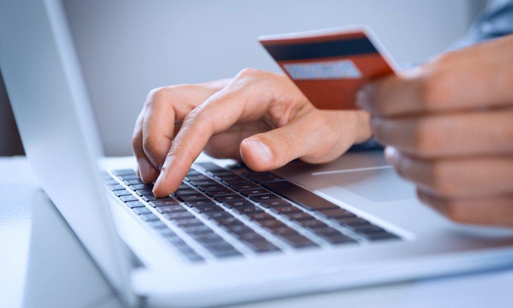 How to bring seasonality to your e-commerce site