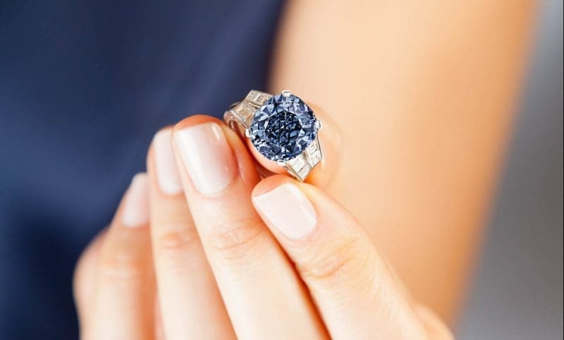 Shirley Temple’s blue diamond ring fails to sell