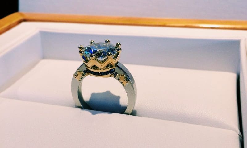 Leicester jewellers creates £225,000 Premier League trophy ring