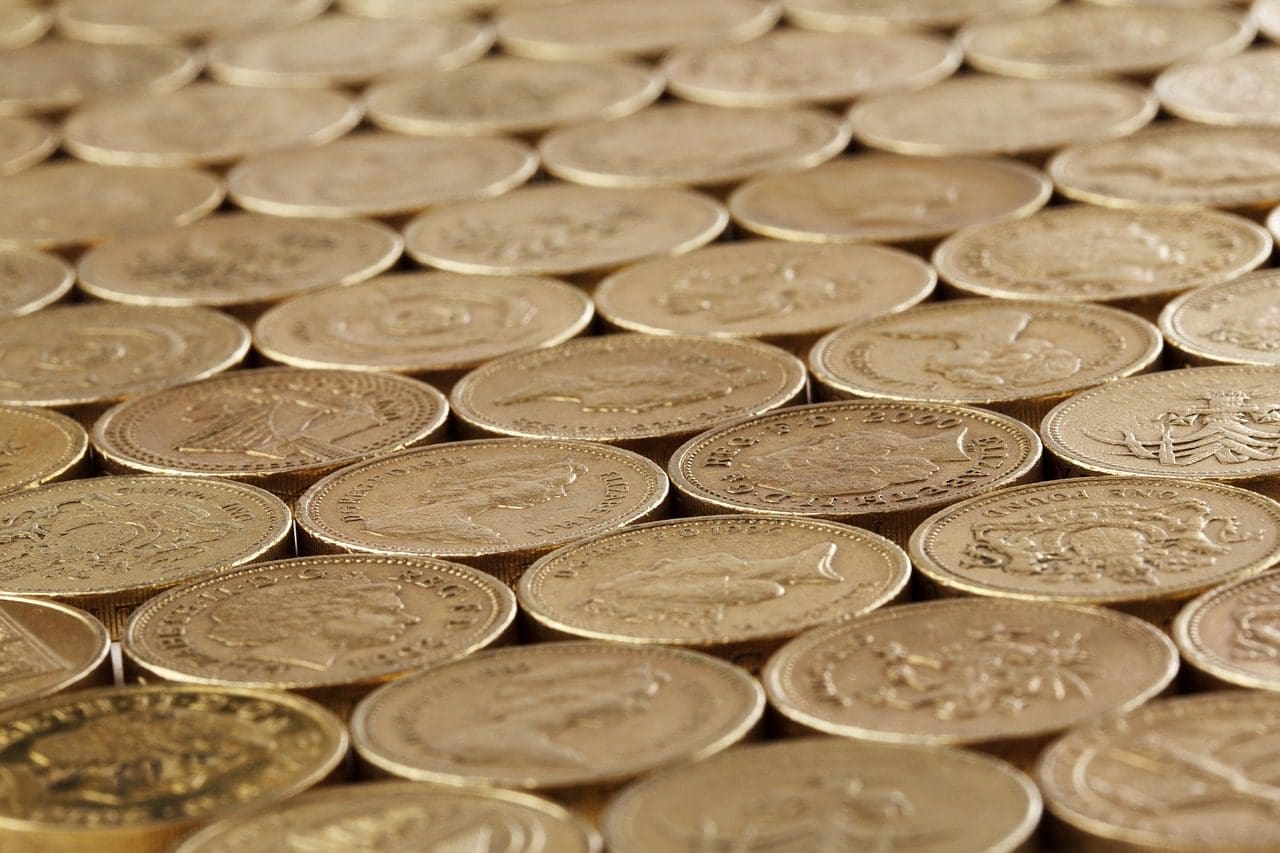 Trump victory prompts gold to breach $1,300/oz