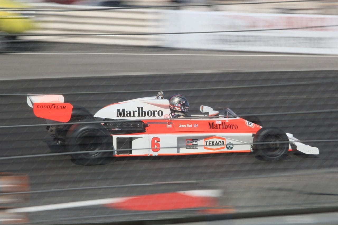 Omologato presents timepiece in honour of F1’s James Hunt