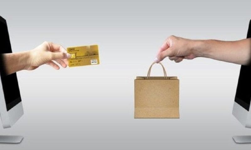 Shoppers make 80% of retail purchases online