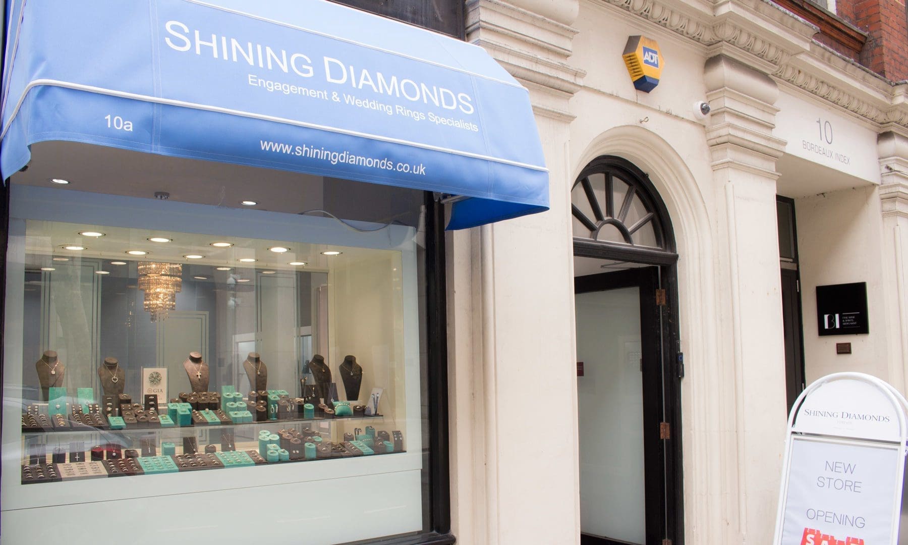 Shining Diamonds opens first London store