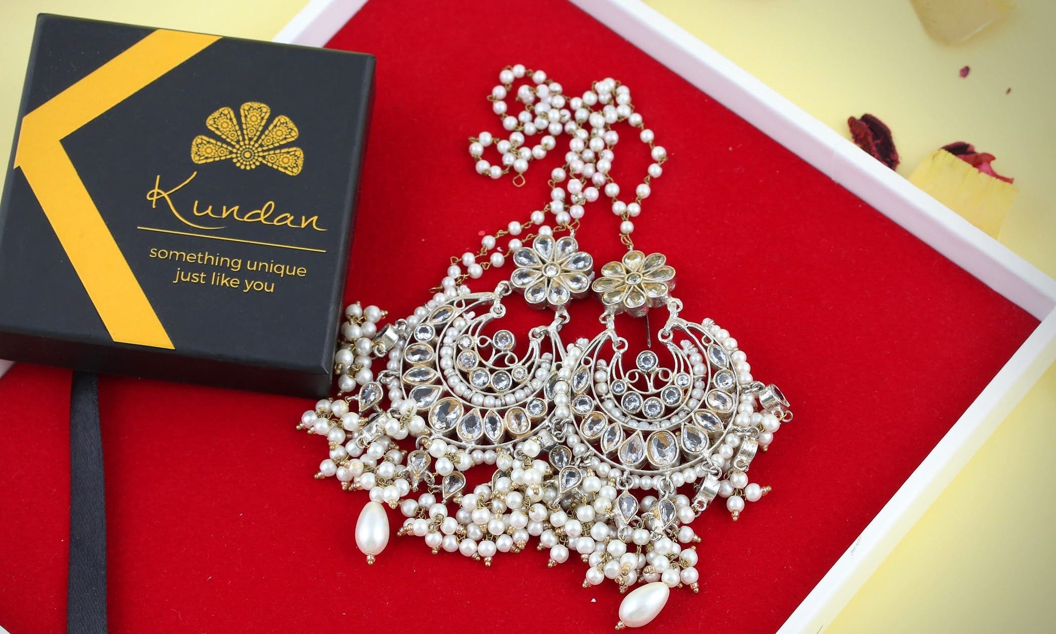Kundan Jewellery – Reviving a dying Mughal art