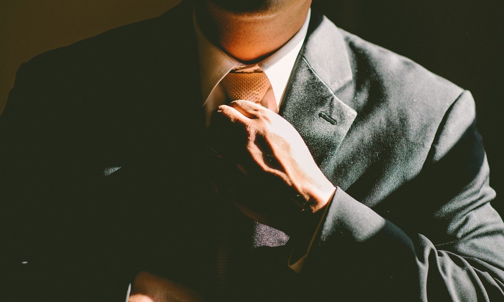 Men in retail more likely to be scrutinised for appearance at work