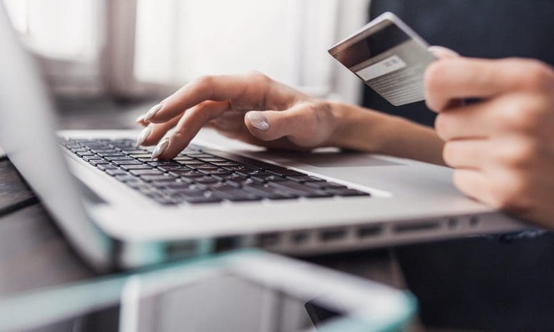 Online retail sees ‘subdued’ growth in March