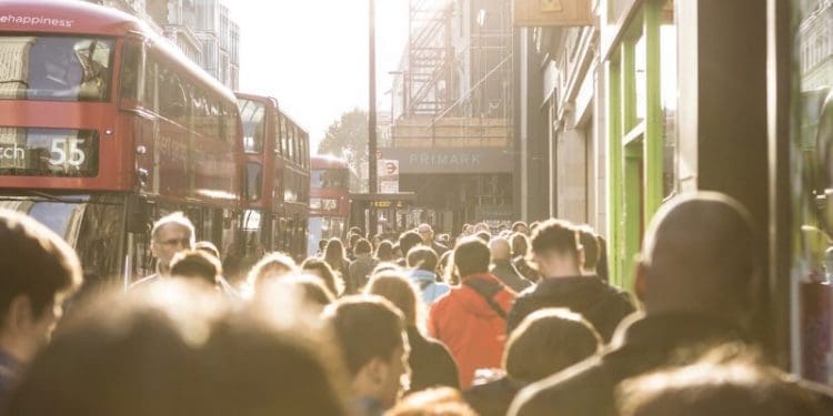 Retail footfall plummets as autumn begins