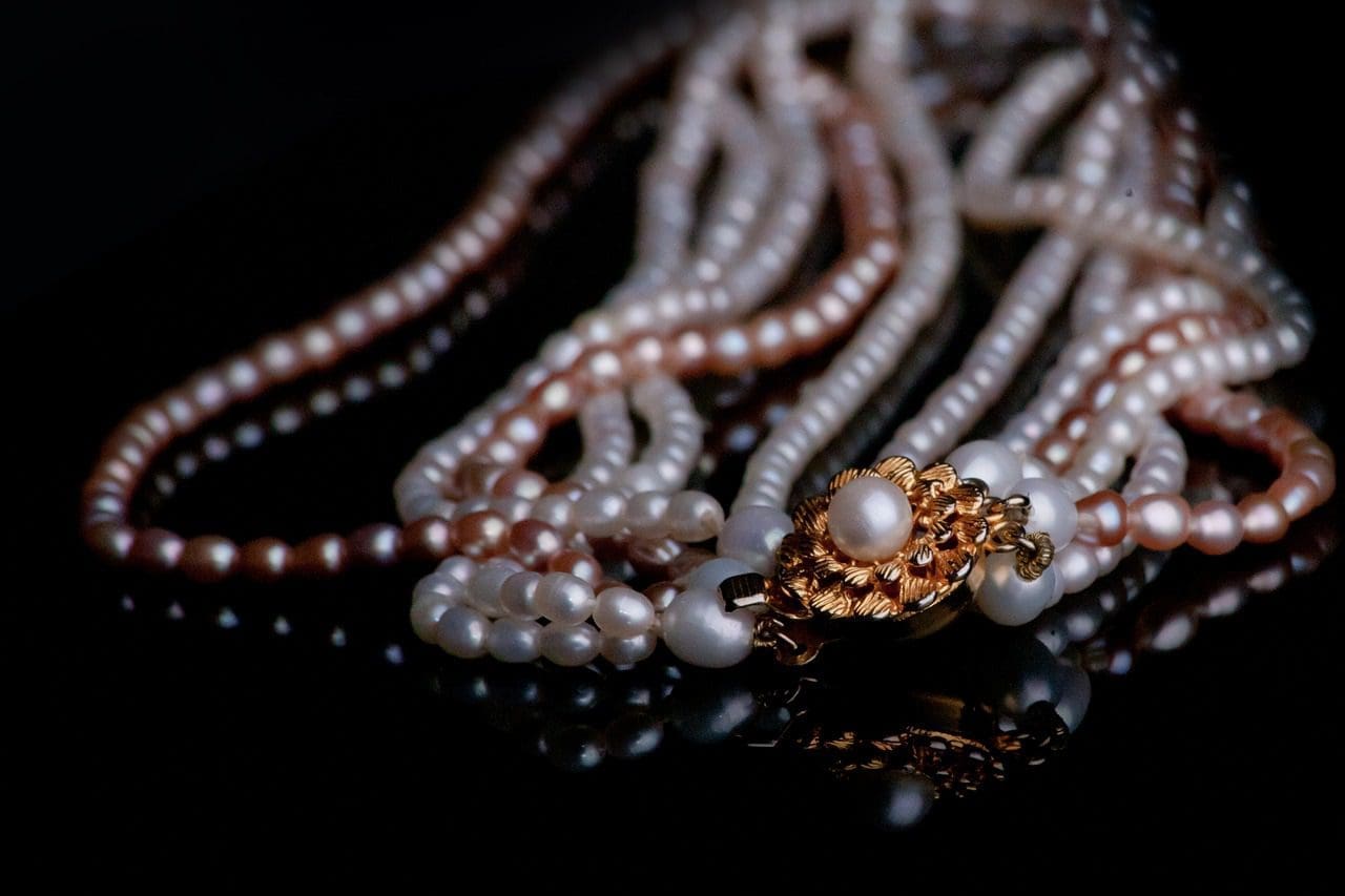 5 Jewellery Trends You Need to Stock Up on This 2020 – What to Know