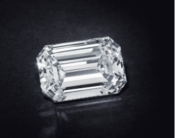 Jewel sells for world record price in an online auction
