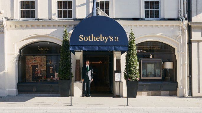 Sotheby’s sales fall despite online boost 