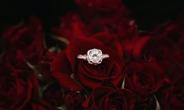 Christie’s announces Karl Lagerfeld Chanel Jewels auction
