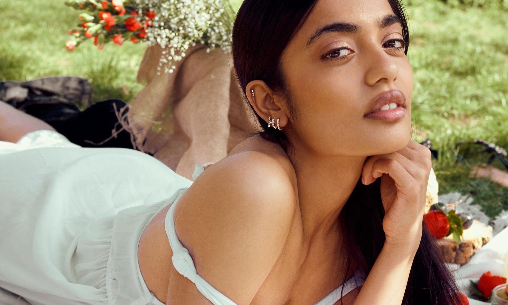 Laura Bond launches latest solid gold earring collection