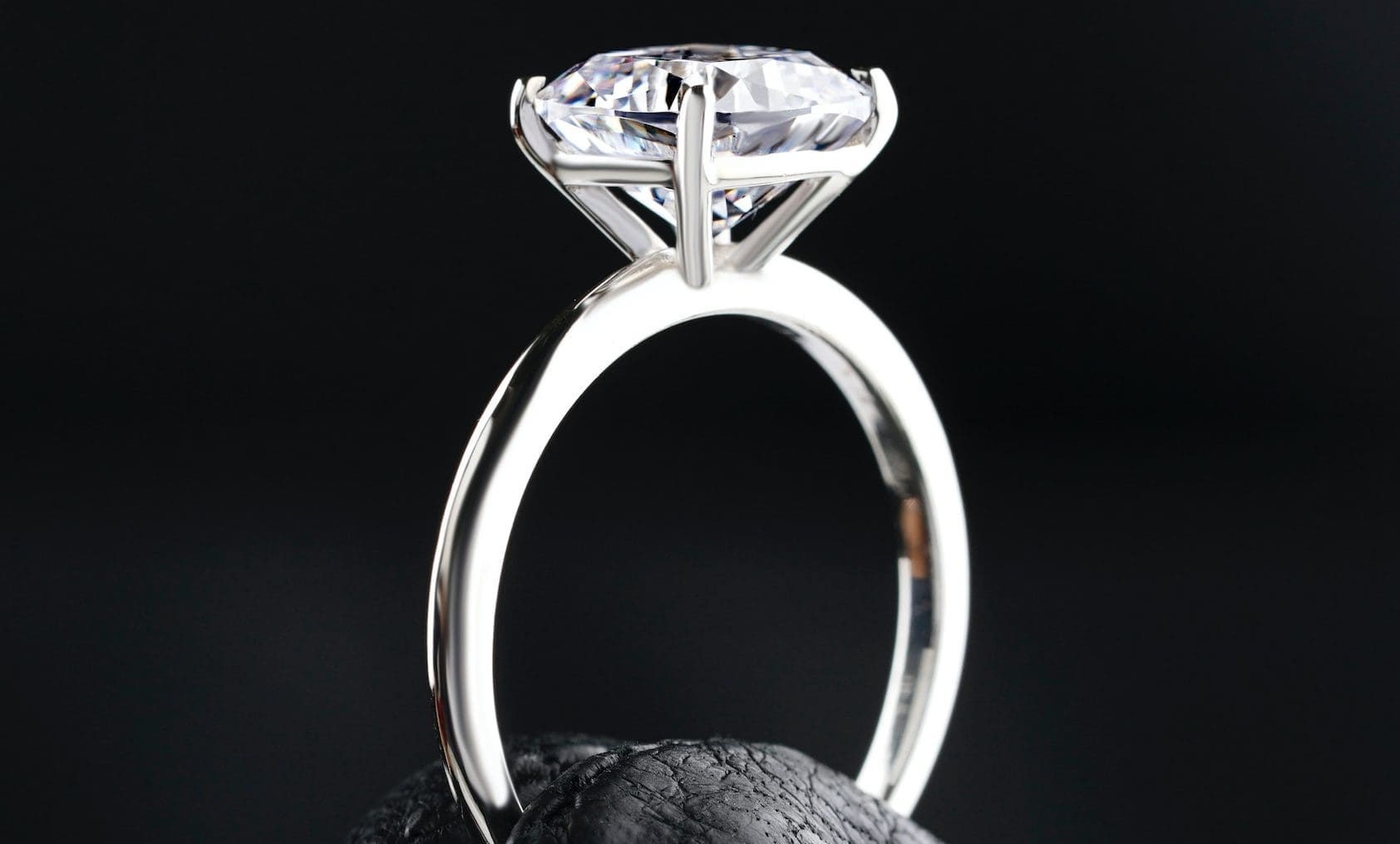 Jewellery sales to increase 34.2% predicts John Pye