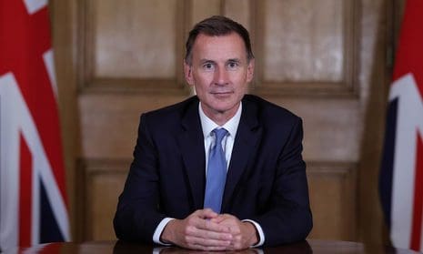 Chancellor cuts National Insurance to 10% alongside NLW rise