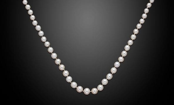 First Cheffins jewellery sale of 2023 grosses £510,000