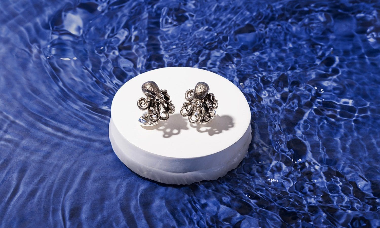 Deakin and Francis launches the Marine Collection