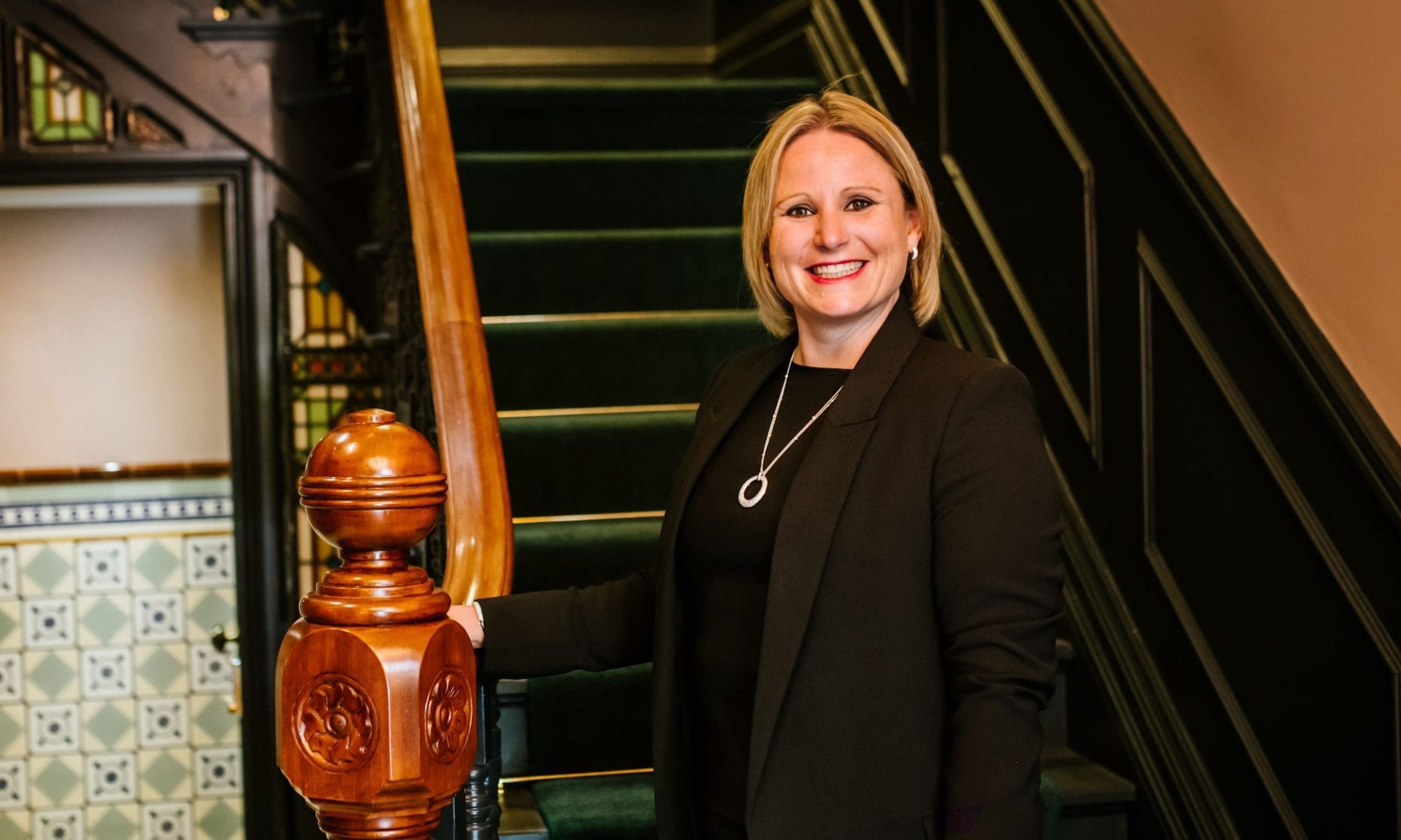 Anna Blackburn celebrates 25 years at Beaverbrooks