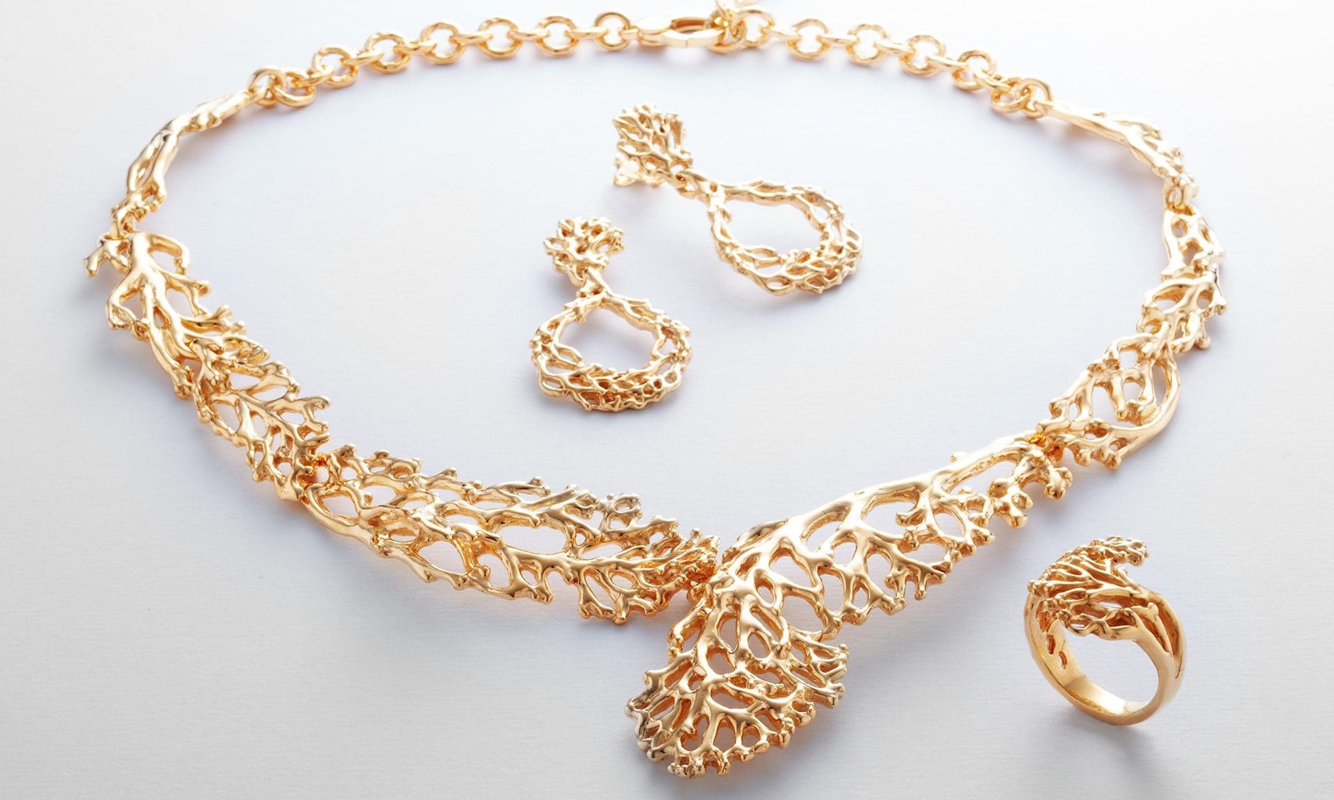 Giovanni Raspini launches new Spring/Summer 2024 collections