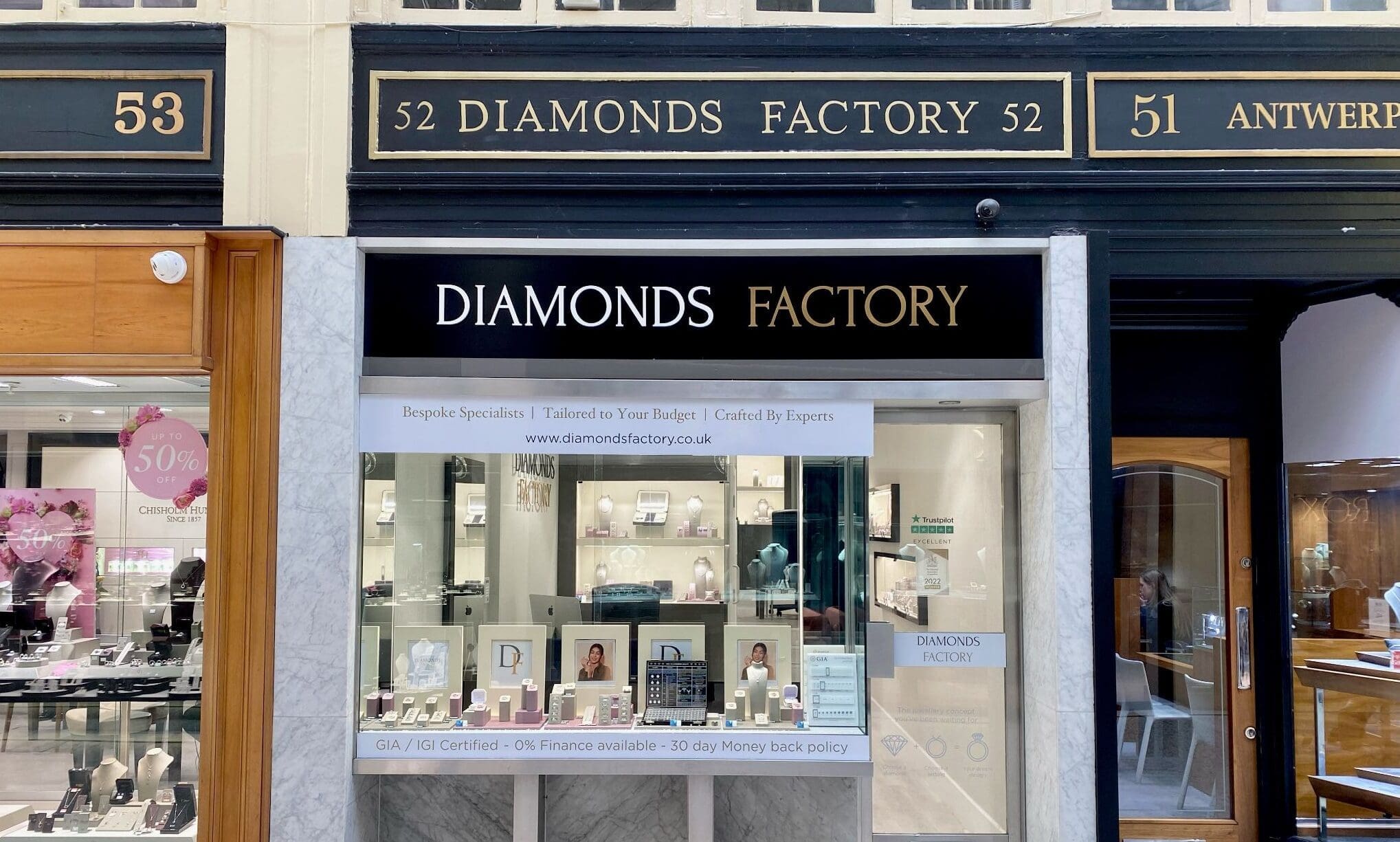 Diamonds Factory opens its first Glasgow store