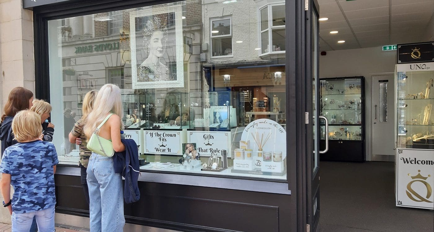 Queens of Weymouth jewellers to close after three years