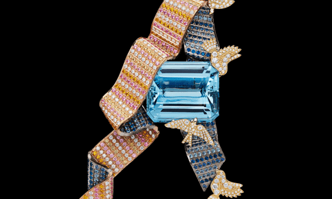 Dior designs unique brooch for Dior Men Show