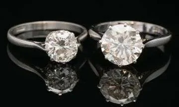 Certified natural diamond single stone rings up for auction