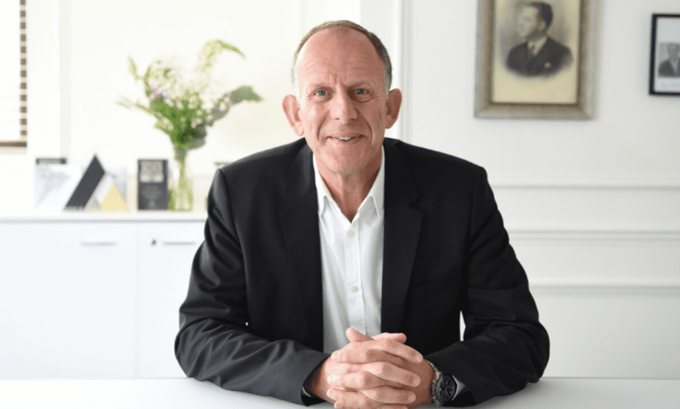 Beaverbrooks’ chairman achieves Lifetime Recognition Award