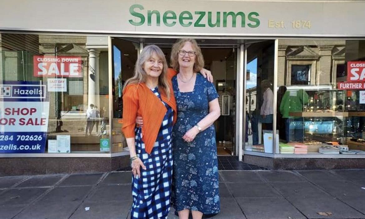 Sneezums Jewellers and Photographic Retailers closes