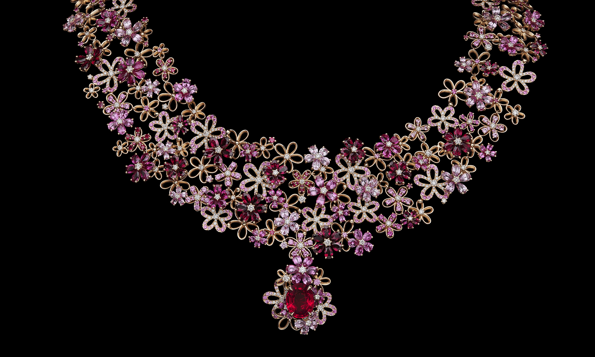 Dior launches Dior Milly Dentelle collection